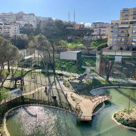 Zoo טיראנה